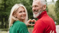 Psychologowie podali idealną różnicę wieku w związku: zaskakująca odpowiedź